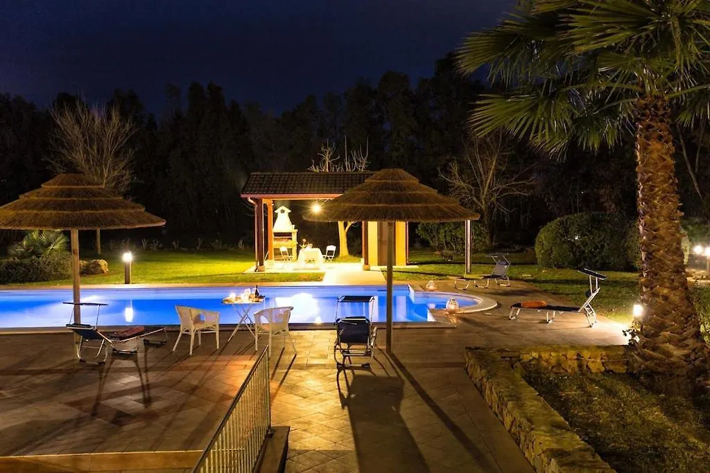 Alghero Villa Morena With Exclusive Swimming Pool And Large Garden