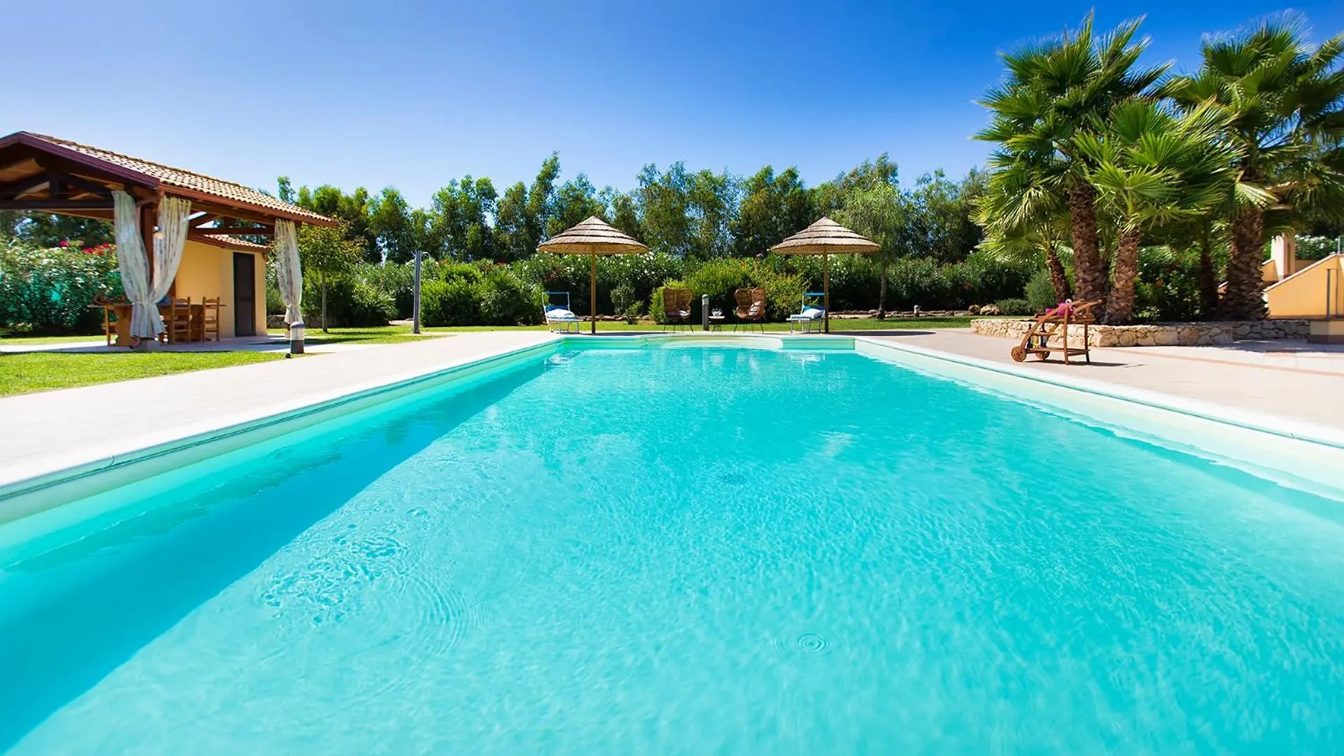 Alghero Villa Morena With Exclusive Swimming Pool And Large Garden