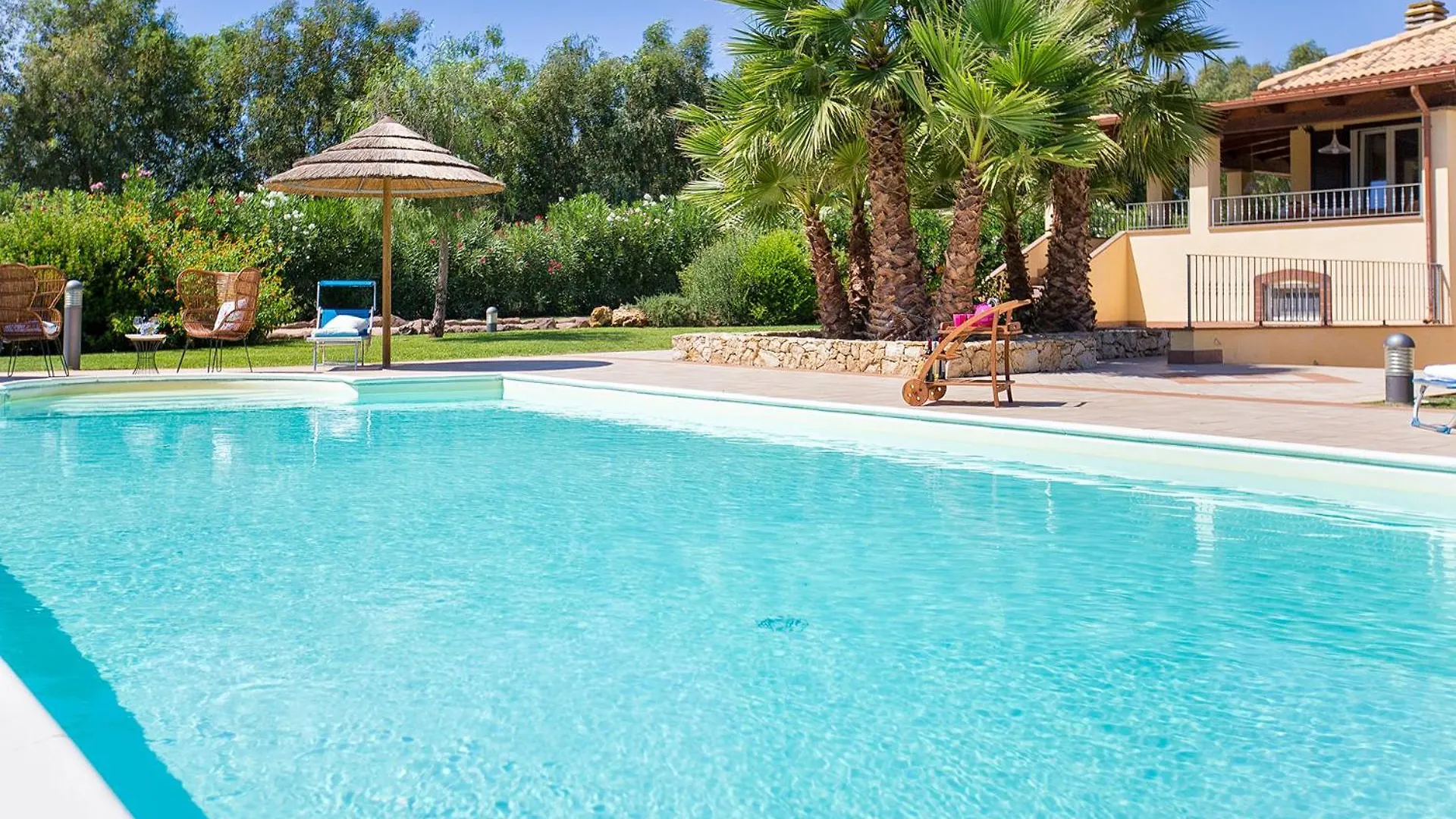 Alghero Villa Morena With Exclusive Swimming Pool And Large Garden