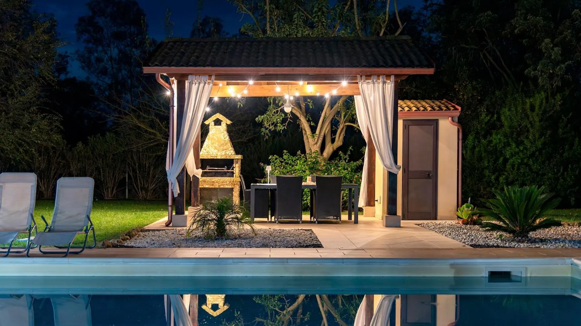 Alghero Villa Morena With Exclusive Swimming Pool And Large Garden