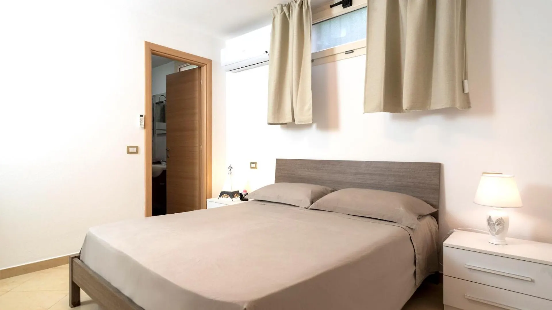 Alghero Villa Morena With Exclusive Swimming Pool And Large Garden Italy